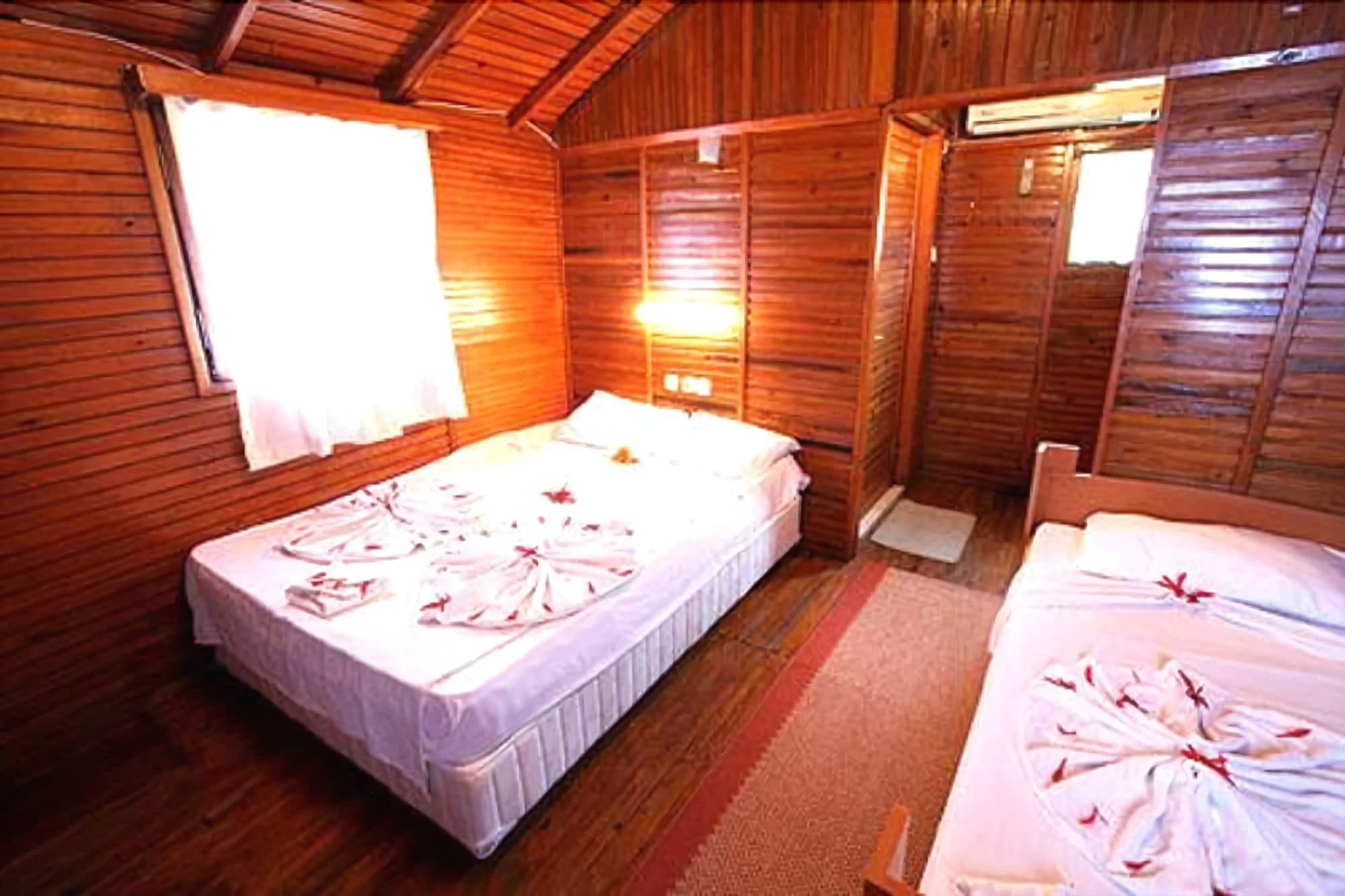 קמר Imeros Hotel מראה חיצוני תמונה